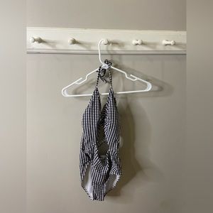 Cute Checkered One Piece Swimsuit with Cutouts